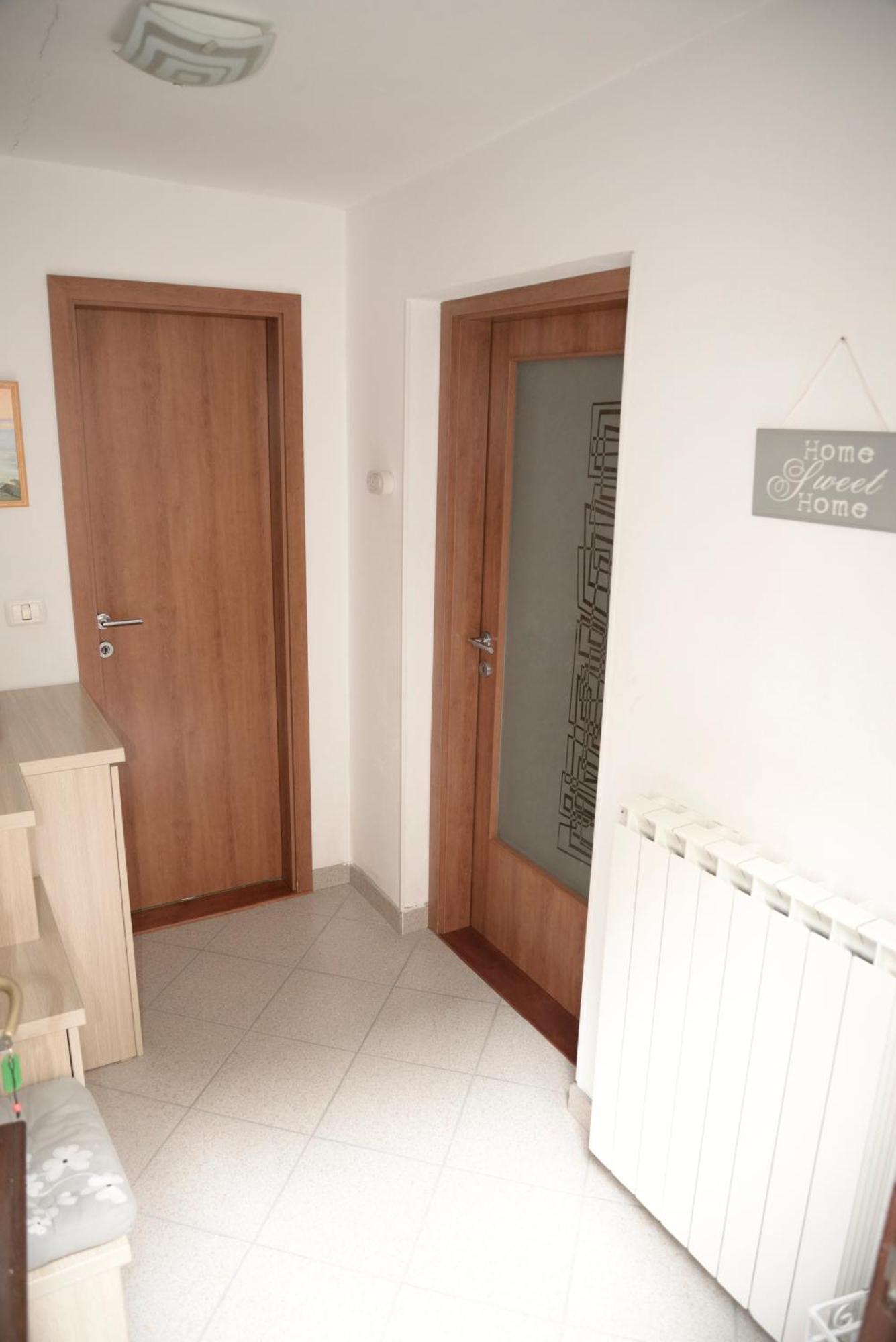 Medizen Apartment Ізола Екстер'єр фото